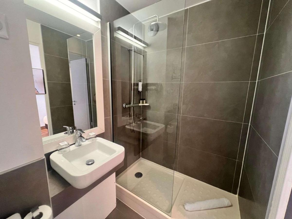 Best Western Hotel Le Montparnasse Paris Exterior foto